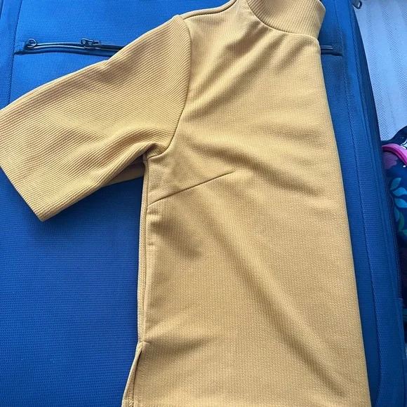 Top - Picture 3 of 3